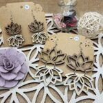 boucles d'oreilles en bois - lotus