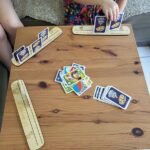 support en bois pour cartes enfants