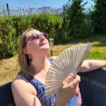 32°C à l’ombre ? Moi : “Pas de panique, j’ai mon éventail personnalisé Un Œil créatif”